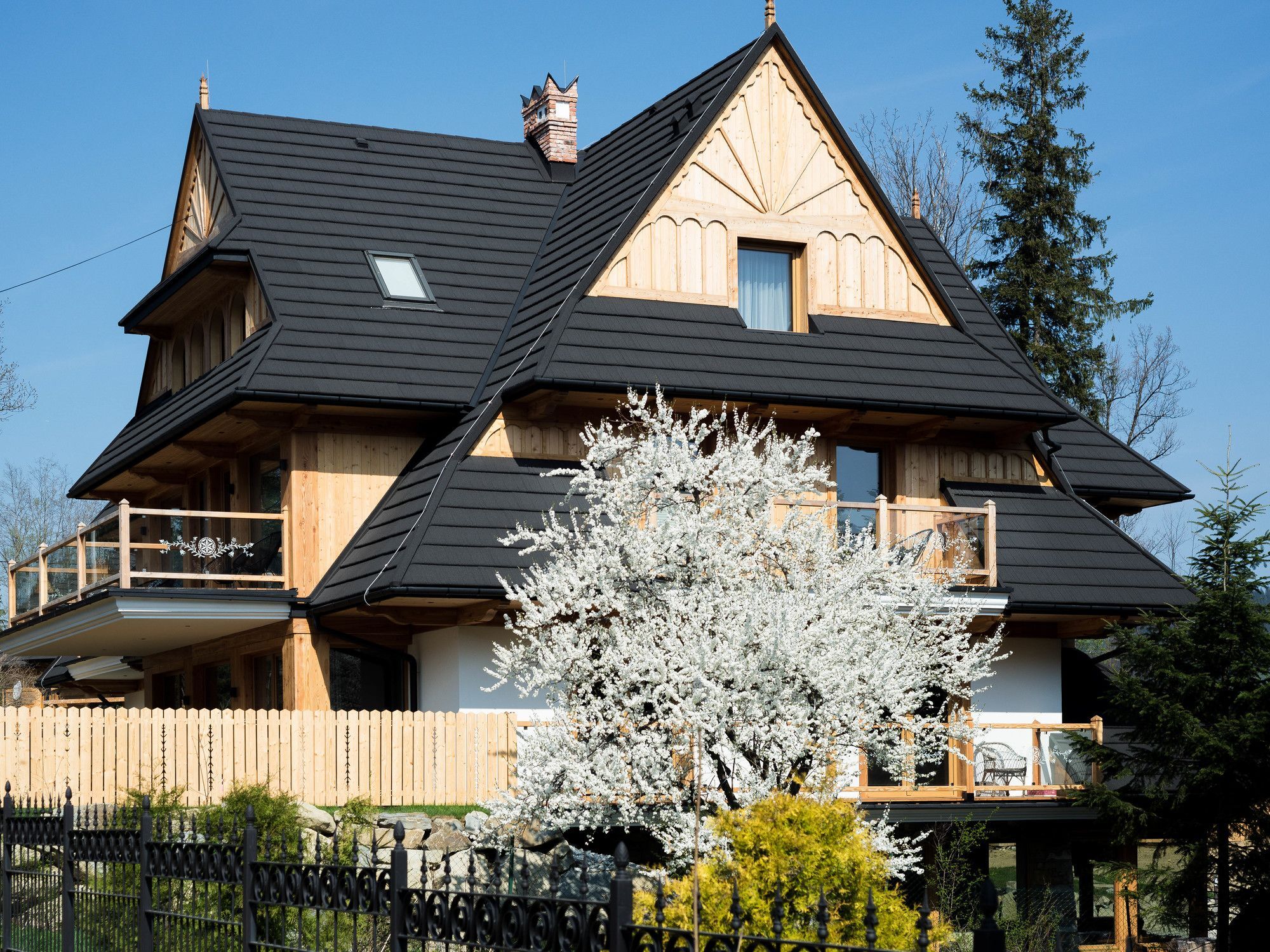 Bed and Breakfast Biala Owca Zakopane Exterior foto A house in the village